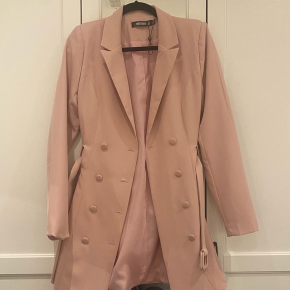 MISSGUIDED PINK BLAZER DRESS - Picture 3 of 5